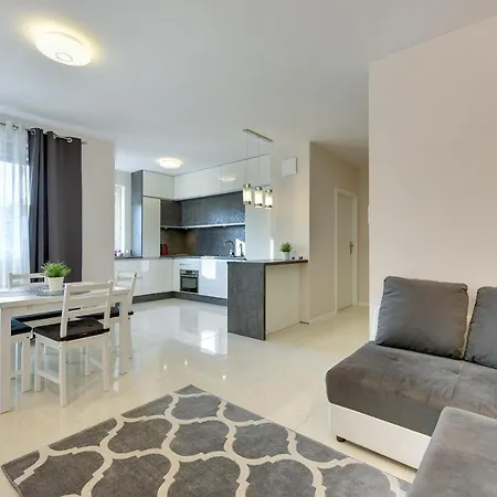 Lägenhet Aviator White Gdańsk